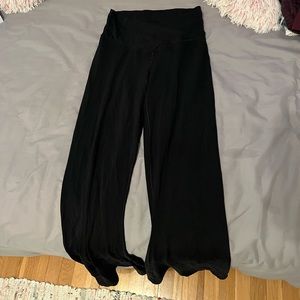 aerie cross over flare leggings